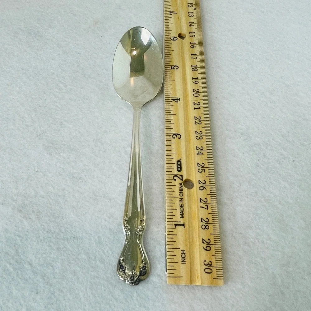 Rogers & Bro Daybreak Silverplate Teaspoon 6 Inch International Silver Floral